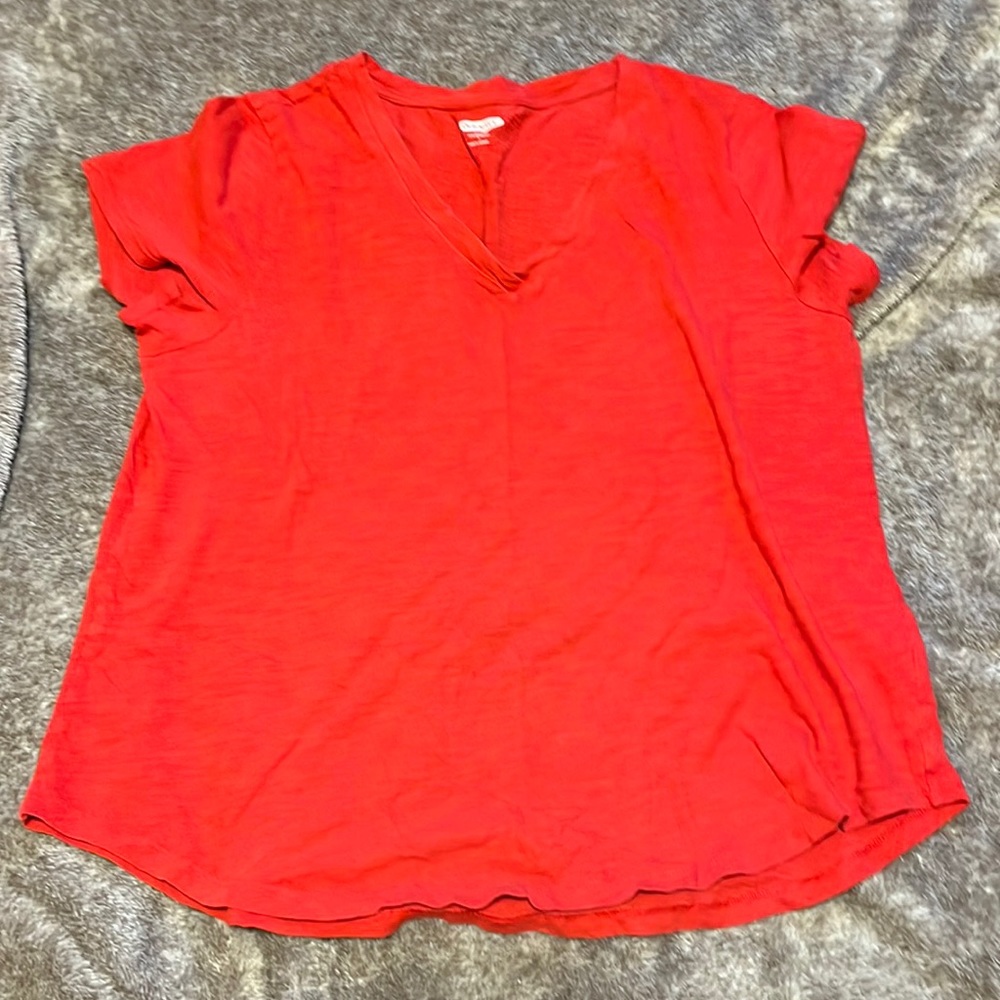 Old Navy everywear red T-shirt size large